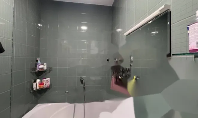 Недвижимость Двухкомнатная квартира в центре: 18