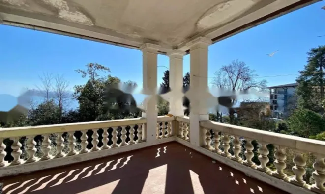 Недвижимость Трёхкомнатная квартира, центр: 2