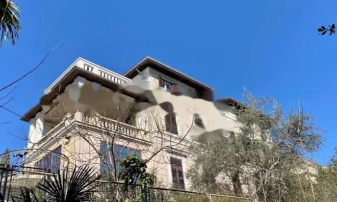 Недвижимость Трёхкомнатная квартира, центр: 3