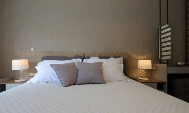 Недвижимость Трехкомнатный Квартира Центр: 12