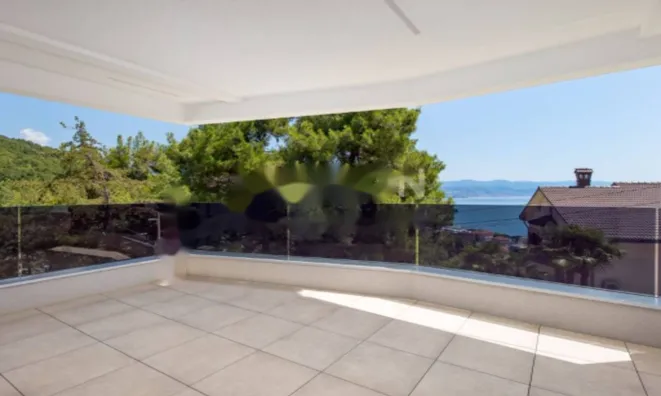 Недвижимость Трёхкомнатная квартира, Центр: 16