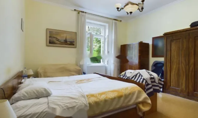 Недвижимость Четырехкомнатная квартира в центре: 12