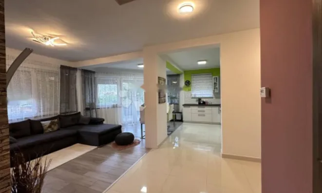 Недвижимость Четырехкомнатная квартира в центре Опатии: 21