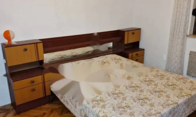 Недвижимость Двухкомнатная квартира в центре: 6