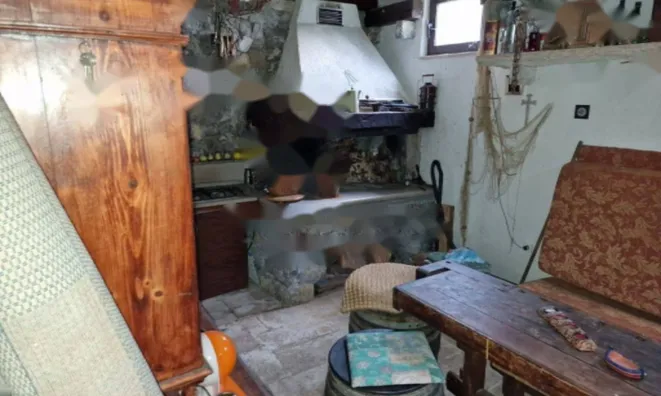 Недвижимость Двухкомнатная квартира в центре: 15