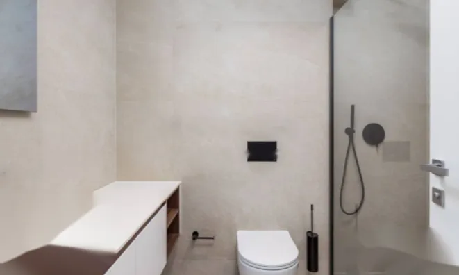 Недвижимость Двухкомнатная квартира, Центр: 6