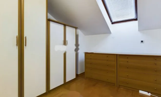 Недвижимость Четырехкомнатная квартира в центре Опатии: 6