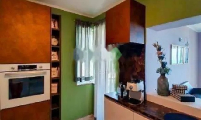 Недвижимость Четырехкомн. квартира в центре: 5