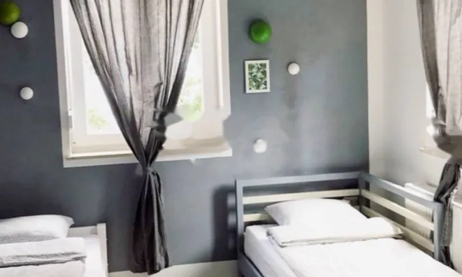 Недвижимость Четырехкомн. квартира в центре: 12