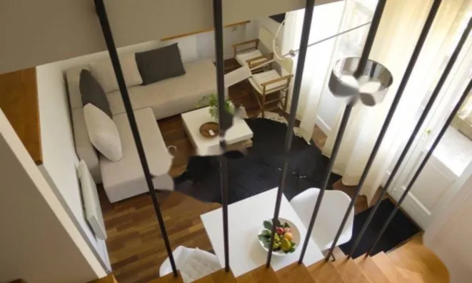 Недвижимость Двухкомнатная квартира в центре: 5