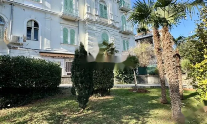 Недвижимость Четырехкомнатная квартира в Опатии: 16