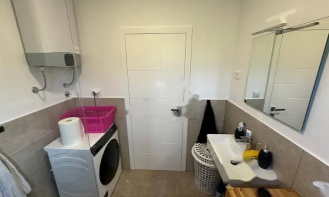 Недвижимость Двухкомнатная квартира 56 м²: 15