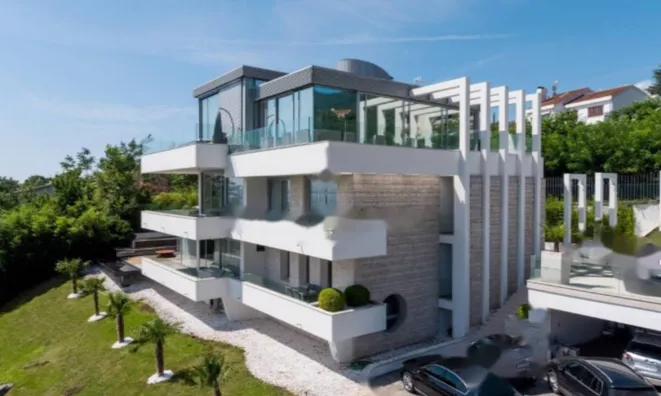 Недвижимость Семейный дом 600 м², центр, Опатия: 5