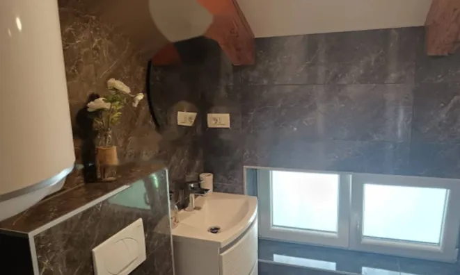 Недвижимость Четырёхкомнатная квартира, Центр, Опатия: 23