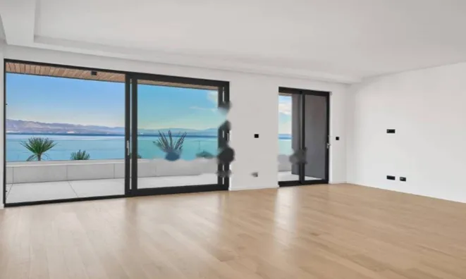 Недвижимость Четырехкомнатная квартира, Центр, Опатия.: 5