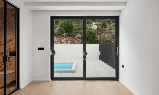 Недвижимость Четырехкомнатная квартира, Центр, Опатия.: 18