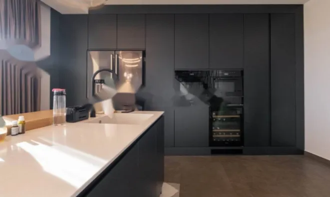 Недвижимость Четырехкомнатная квартира, Центр, Опатия: 10