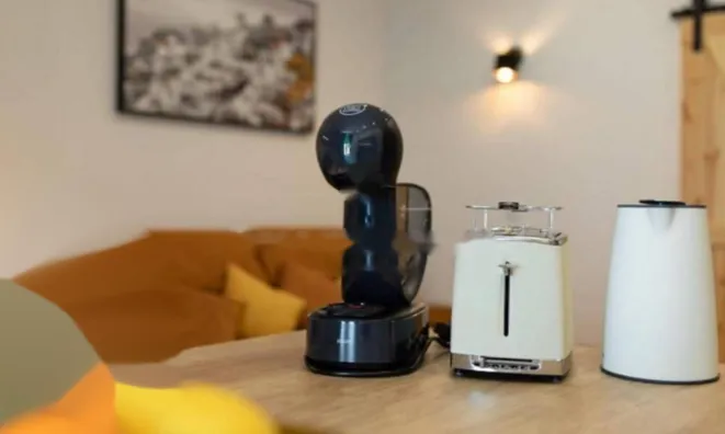 Недвижимость Двухкомнатная квартира, центр: 12