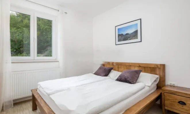 Недвижимость Семейный дом 270 м², Запад: 26