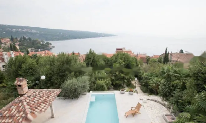 Недвижимость Дом в центре Опатии: 1