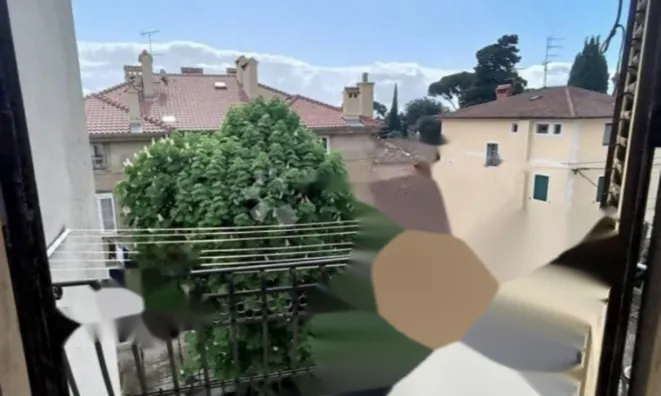 Недвижимость Трехкомнатная квартира, Центр: 2