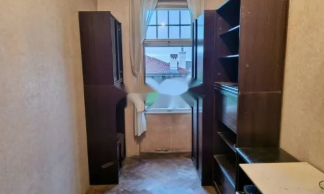 Недвижимость Трехкомнатная квартира, Центр: 8