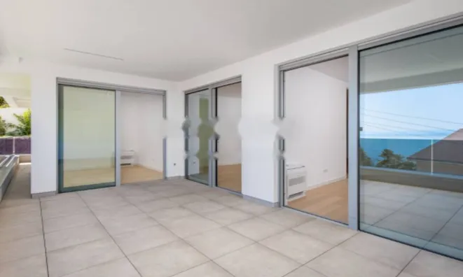 Недвижимость Трехкомнатная квартира 95 м²: 11