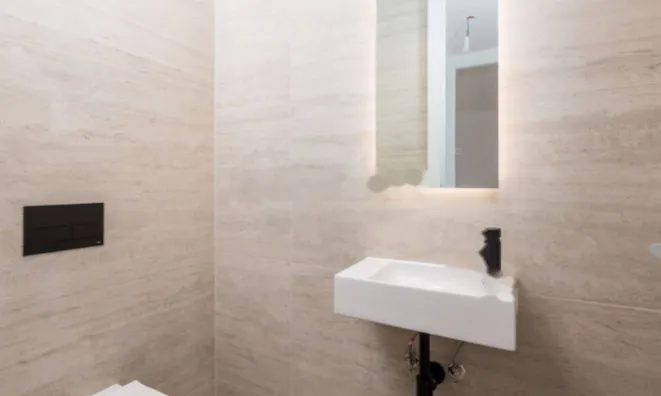 Недвижимость Трехкомнатная квартира 95 м²: 12