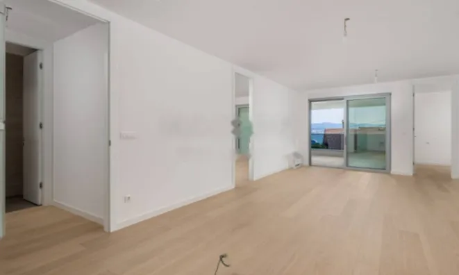 Недвижимость Трехкомнатная квартира 95 м²: 19