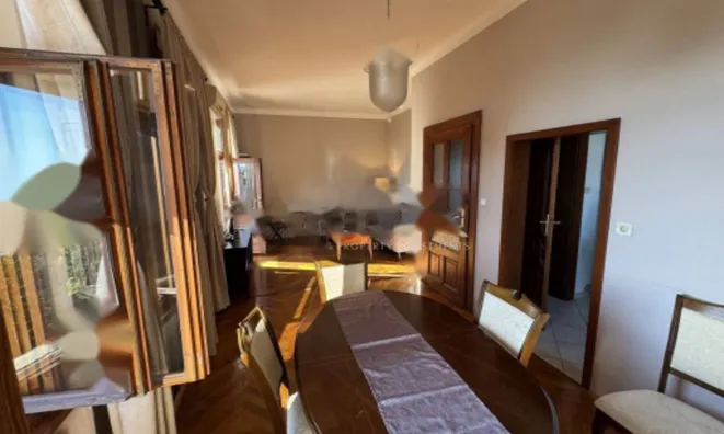 Недвижимость Трехкомнатная квартира Центр: 5