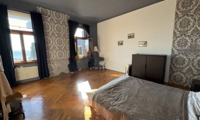 Недвижимость Трехкомнатная квартира Центр: 7