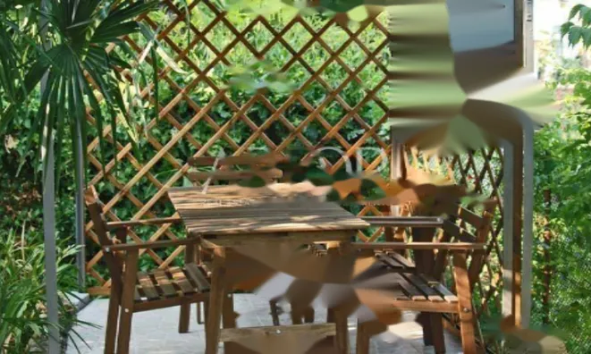 Недвижимость Трехкомнатная квартира Центр: 14