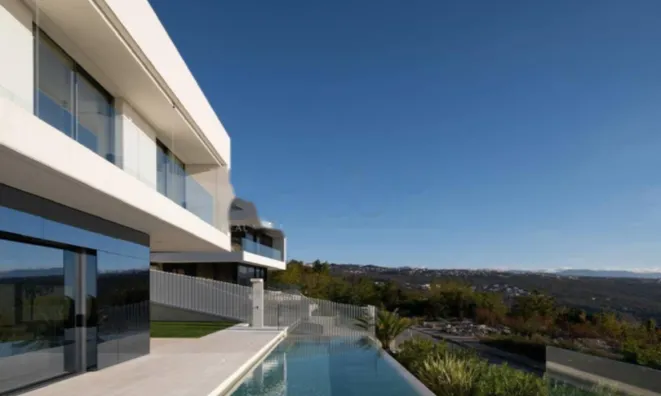 Недвижимость Центральный дом в Опатии: 11