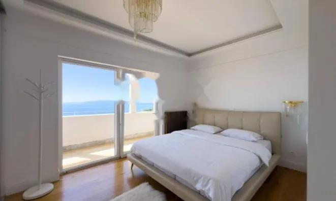 Недвижимость Четырехкомнатная квартира в центре Опатии: 9