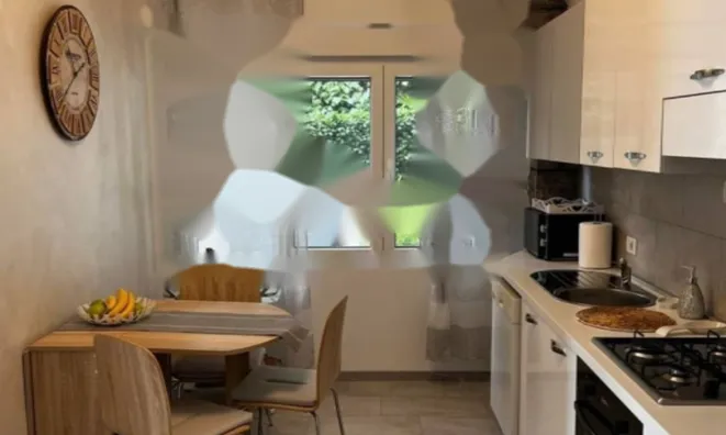 Недвижимость Двухкомнатная квартира в центре: 7