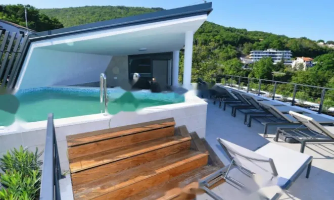 Недвижимость Новый дом в центре Опатии: 16