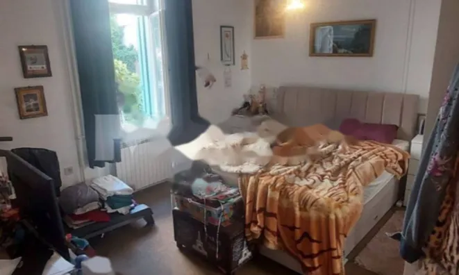 Недвижимость Трехкомнатная квартира в центре: 6