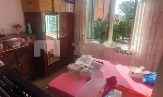 Недвижимость Трехкомнатная квартира в центре: 8