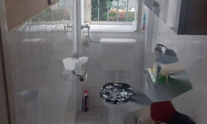 Недвижимость Трехкомнатная квартира в центре: 12