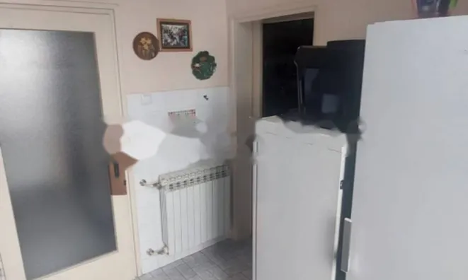 Недвижимость Трехкомнатная квартира в центре: 15