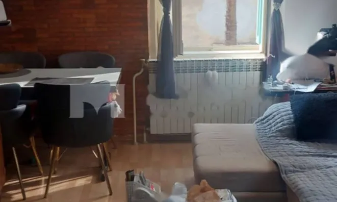 Недвижимость Трехкомнатная квартира в центре: 19