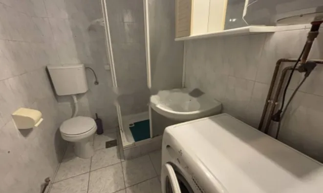 Недвижимость Трехкомнатная квартира, центр.: 10