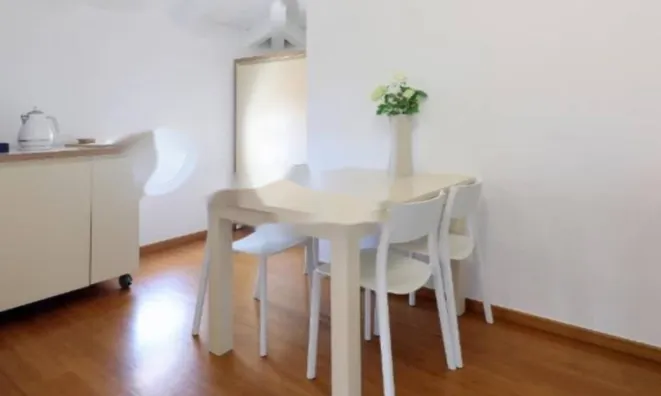 Недвижимость Трёхкомнатная квартира Центр: 5