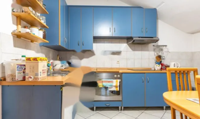 Недвижимость Трёхкомнатная квартира в центре: 6