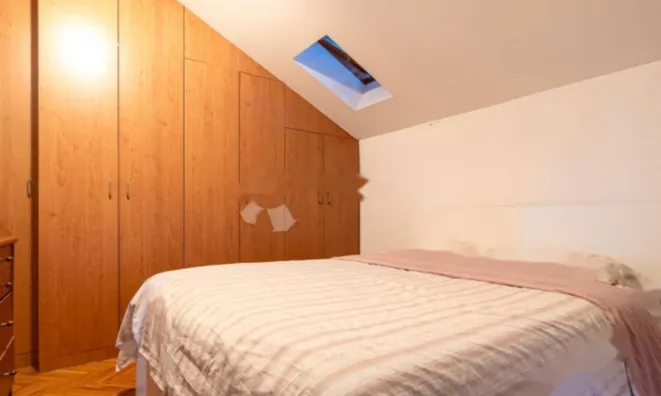 Недвижимость Трёхкомнатная квартира в центре: 13