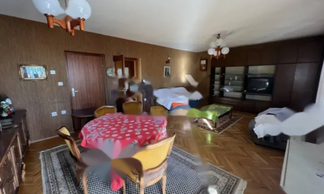 Недвижимость Семейный дом 500 м², Центр: 8