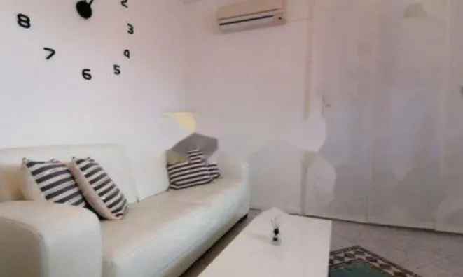 Недвижимость Четырехкомнатная квартира, Ичицы: 1