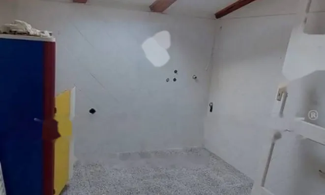 Недвижимость Трёхкомнатная квартира, центр: 10