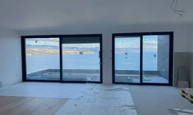 Недвижимость Четырехкомнатная квартира в центре: 11