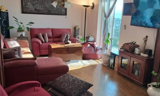 Недвижимость Трехкомнатная квартира в Опатии: 1